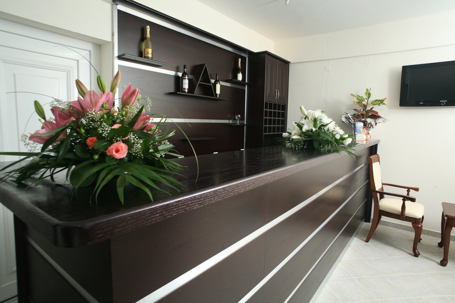 Acrothea Hotel - reception